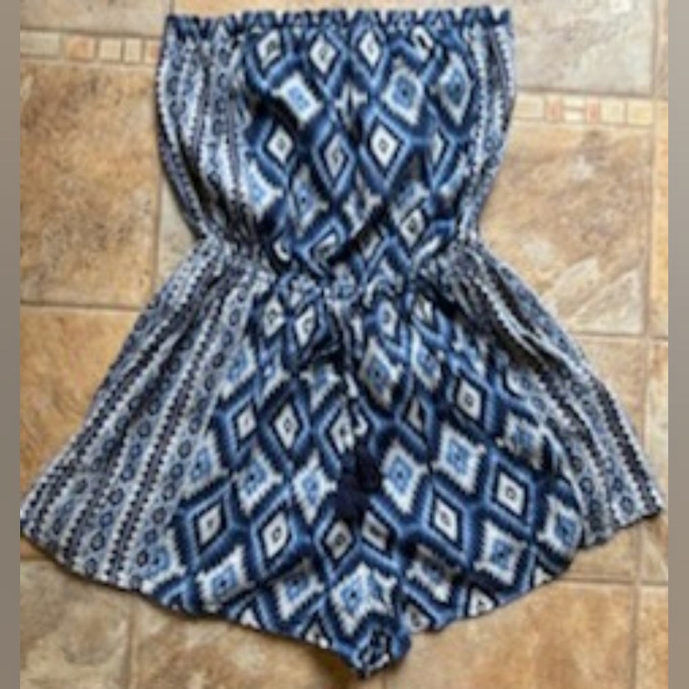 Hollister Blue Diamond Aztec Printed Strapless Romper Women's Size Small